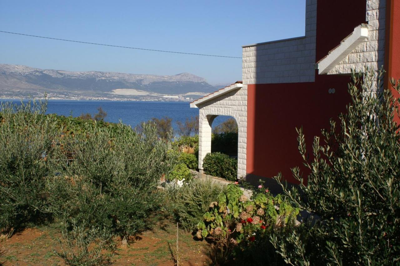 Apartments By The Sea Slatine, Ciovo - 1128 外观 照片
